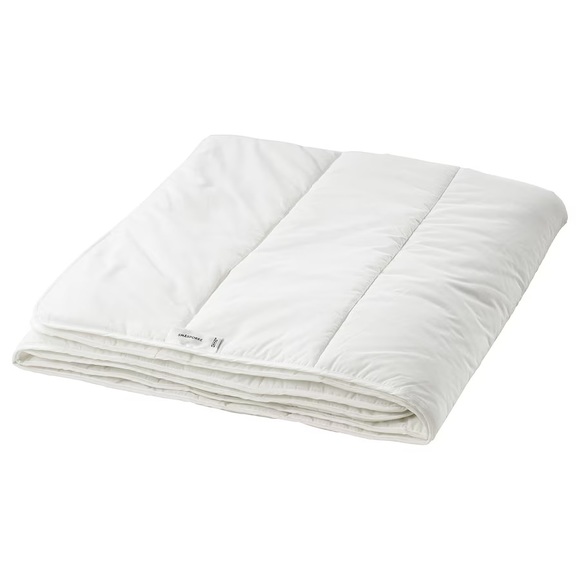 IKEA Other - Twin IKEA SMÅSPORRE Comforter (light warm)